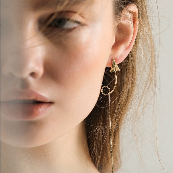 Paper plane earrings - Picture 6 of 10